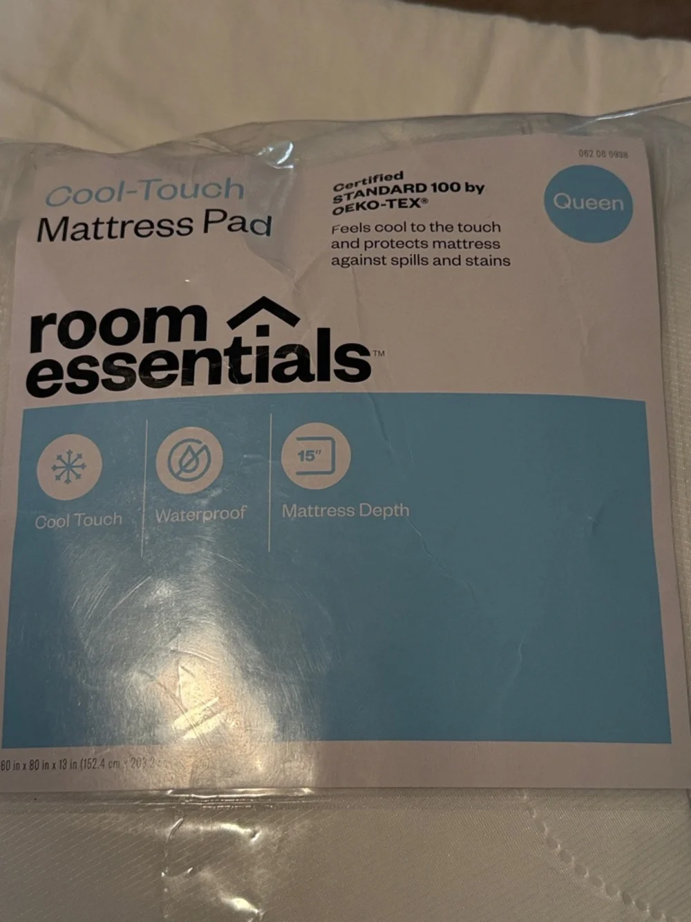 Room Essentials White Cool-Touch Mattress Pad - Queen